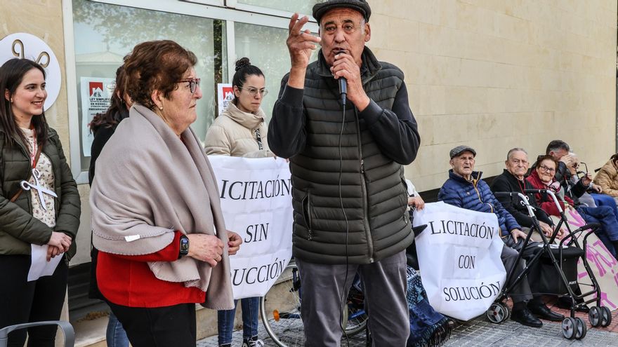 Manifiesto en contra de los recortes en las residencias de la tercera edad
