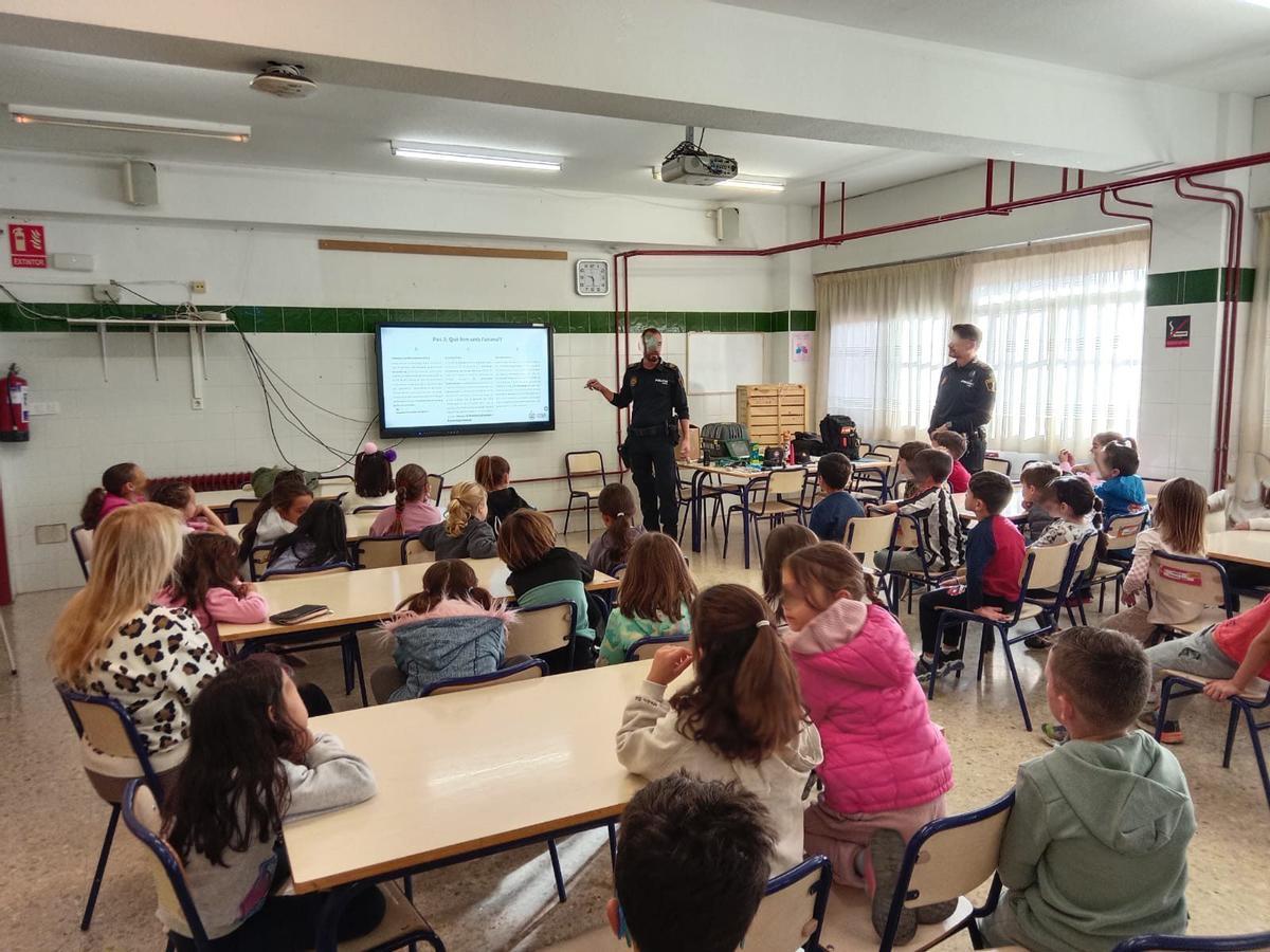 Educación ambiental con la brigada ambiental de la Policía Local de Elche