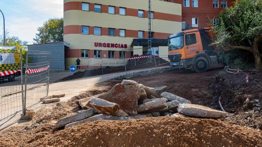 Comienza la obra para dotar de un circuito covid al San Pedro de Alcántara