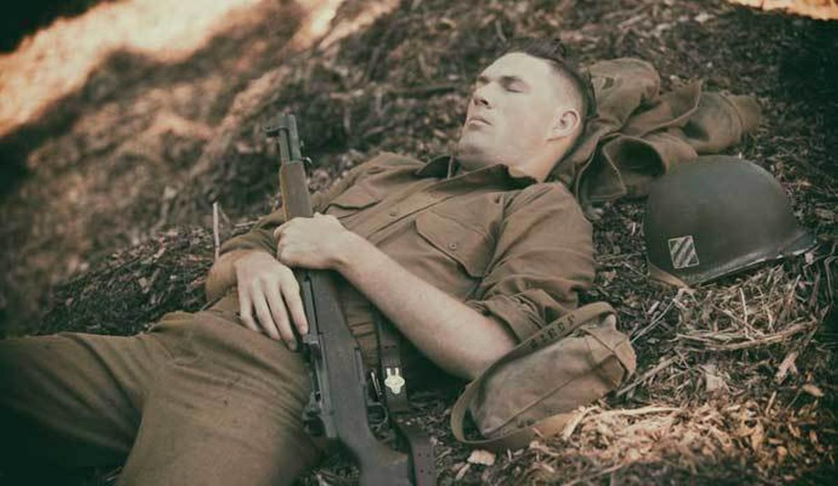 El método militar para dormirse en solo dos minutos