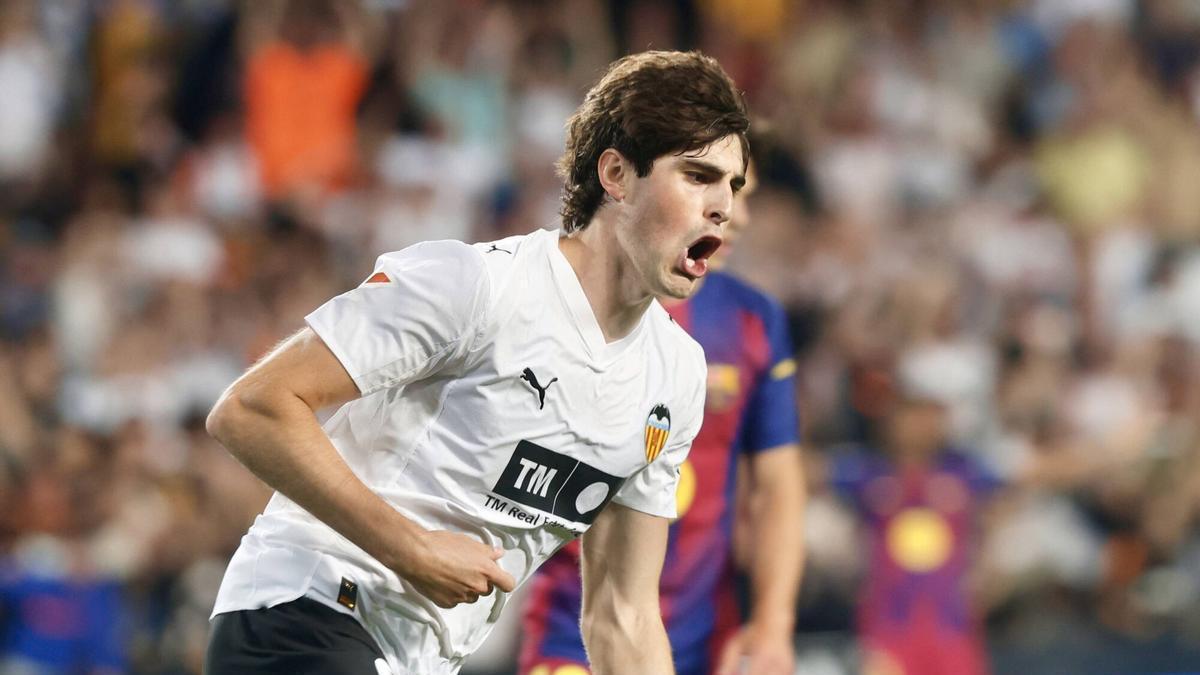 Valencia. Mestalla Partido de liga Última jornada Valencia CF VS Barça Barcelona FC VLC SPD