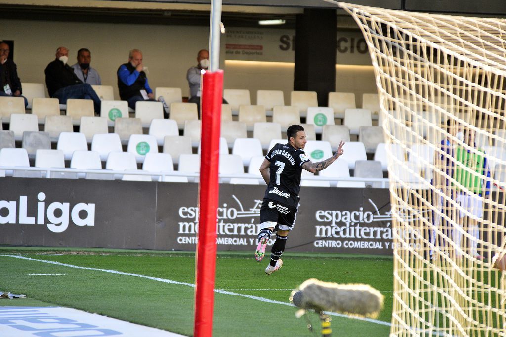 El Cartagena planta cara al Rayo Vallecano