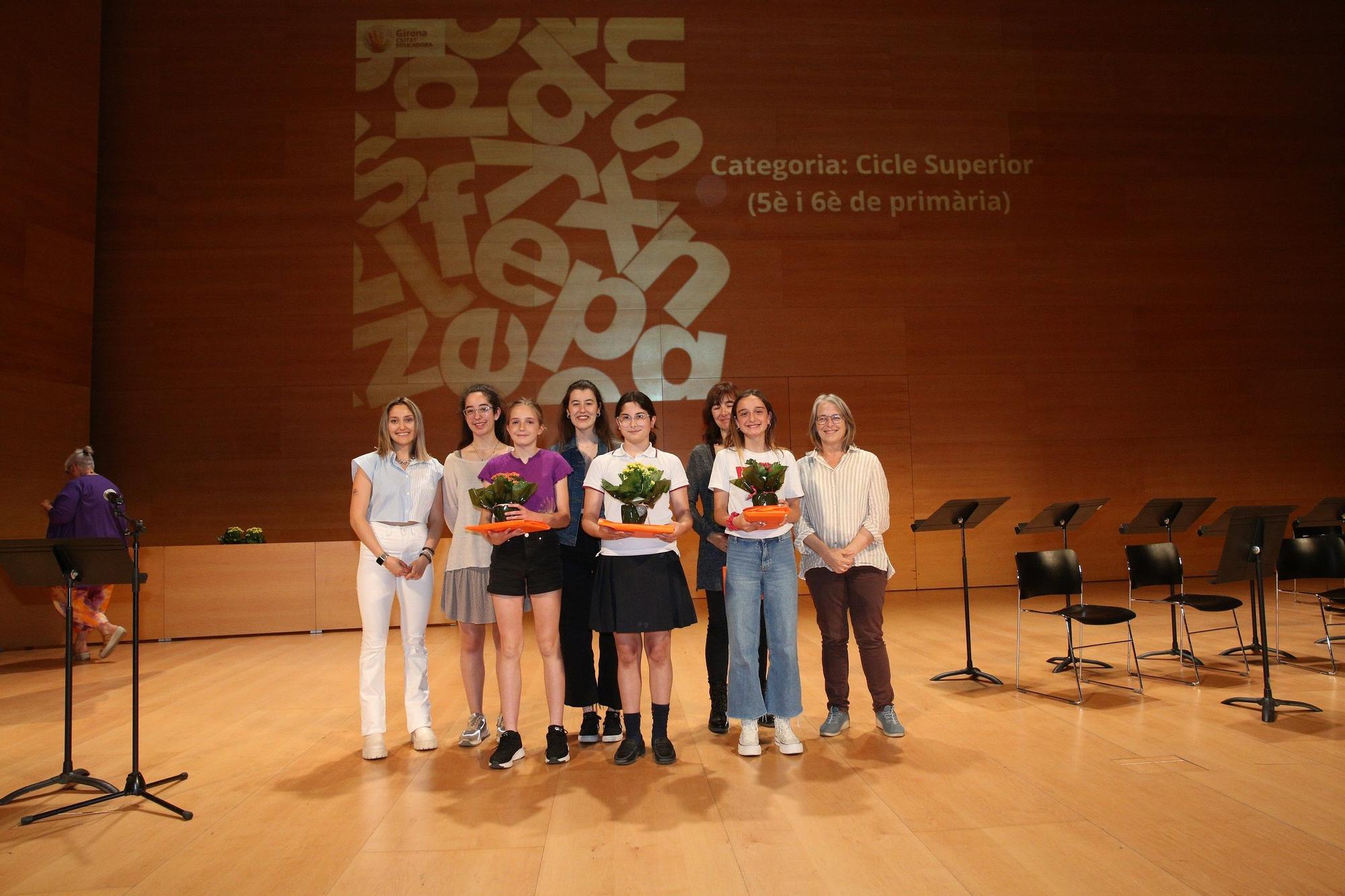 Girona lliura els premis escolars dels concursos de promoció de la lectura i l'escriptura