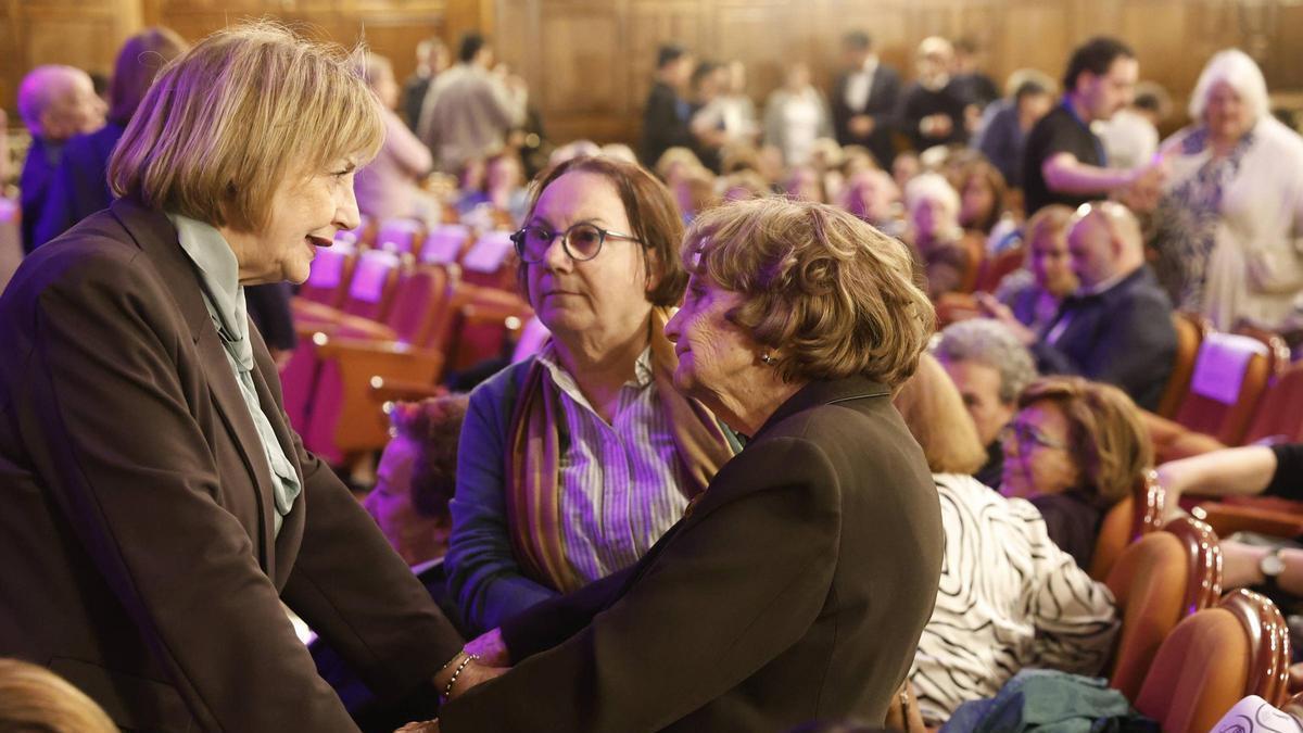 El talento asturiano y el compromiso por la igualdad, en Oviedo: estas son las once premiadas en la Gala Miradas Violetas