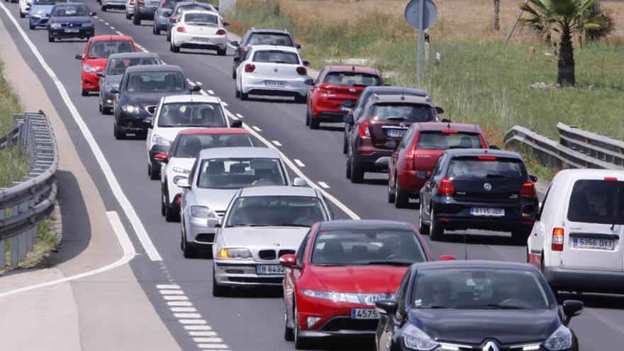 Tarda de cues a les carreteres gironines