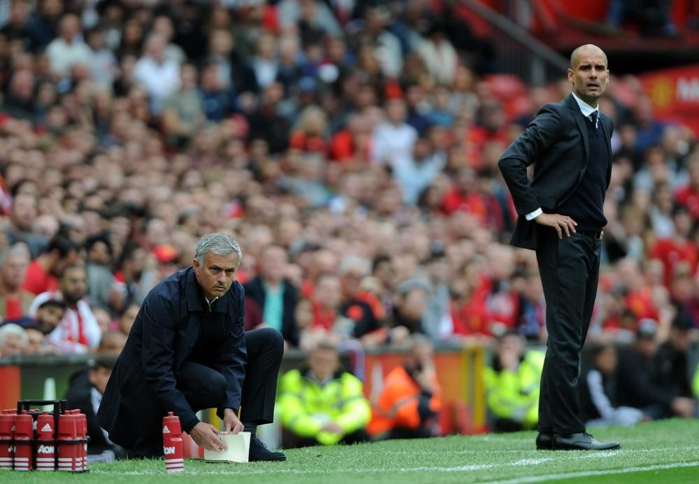 Guardiola guanya el primer cara a cara contra Mourinho