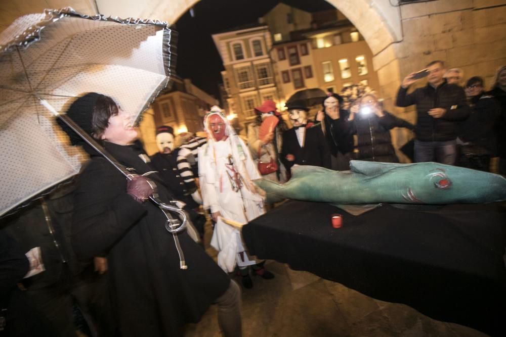 Entierro de la sardina en el Carnaval de Oviedo