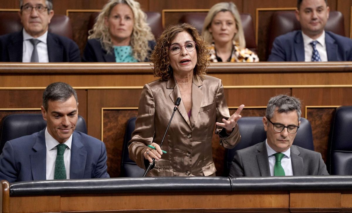 Montero allunya l’avançament electoral i la qüestió de confiança i desafia Feijóo a presentar una moció de censura Montero allunya l’avançament electoral i la qüestió de confiança i desafia Feijóo a presentar una moció de censura