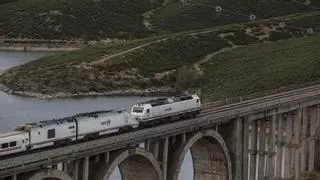 Adif licita en casi 6 millones las obras de rehabilitación del viaducto Martín Gil