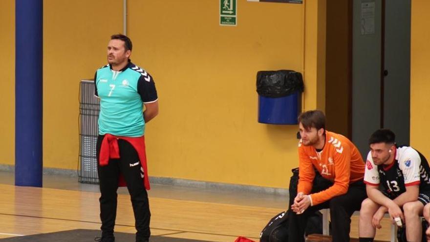 Jesús Escribano confirma su renovación como entrenador del Cajasur