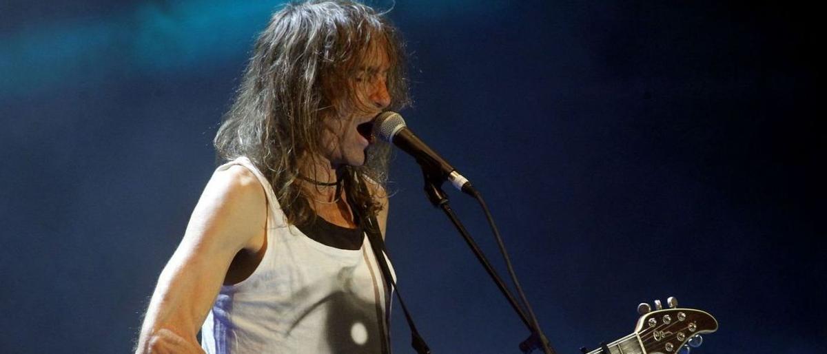 "Aunque 'este bar esté cansado ya de despedidas', habrá que seguir haciendo el camino de tu espera"