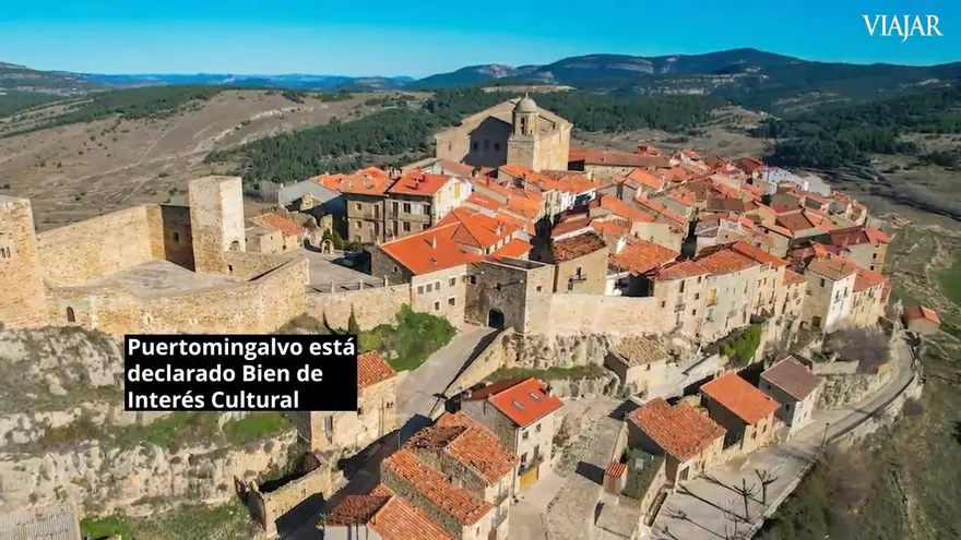 El mejor restaurante de la provincia, 141 habitantes y castillo: el pueblo medieval más bonito de Teruel es un auténtico desconocido