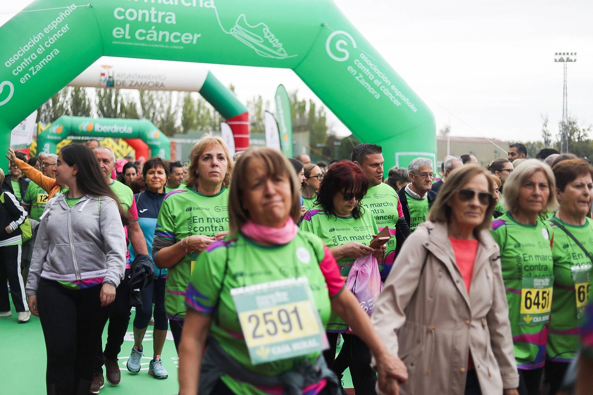 GALERÍA | Búscate en la carrera "Mucho x Vivir" contra el cáncer en Zamora