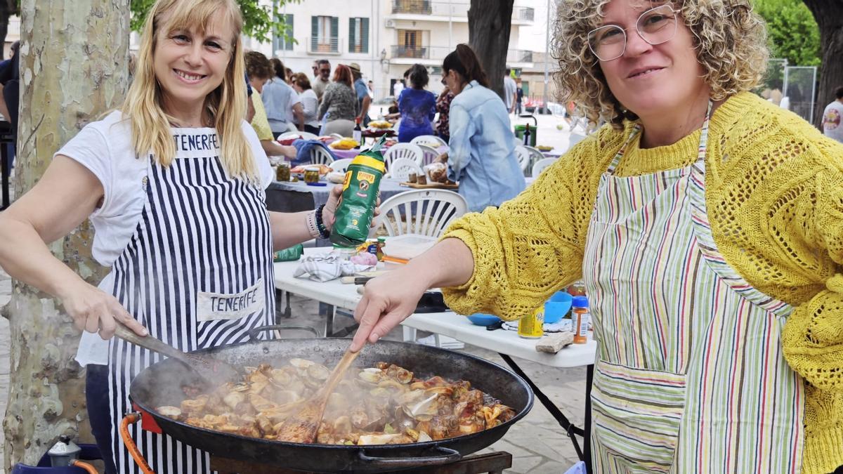 Ferias en Mallorca: Una jornada de 'fires' en la Part Forana y paellas en honor a Sant Marc en Sineu