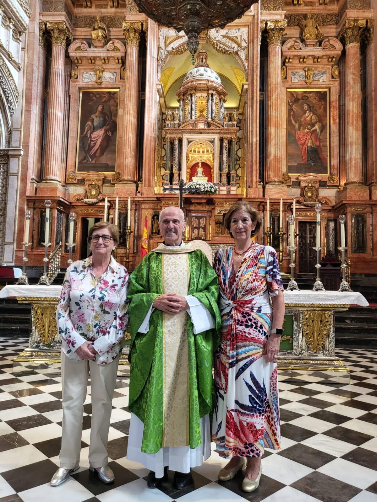 Imagen del párroco Antonio Murillo.