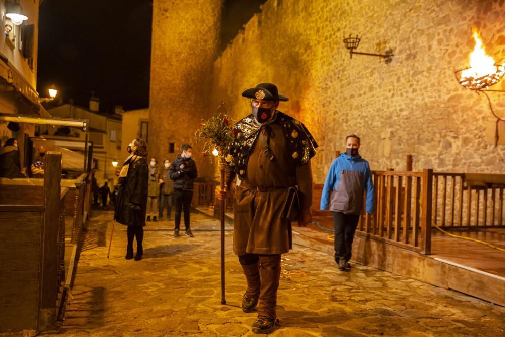 Arribada del Pare Pelegrí a Tossa de Mar