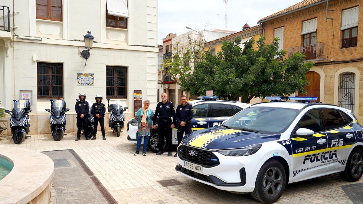 Nuevo parque móvil de Policía Local de Benetússer tras la riada.