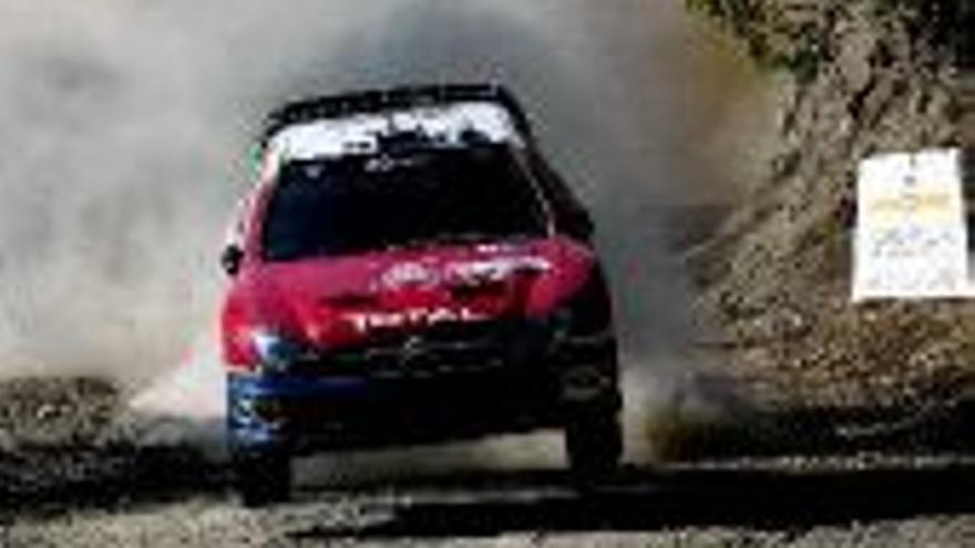 Carlos Sainz empieza noveno el Rally de Chipre