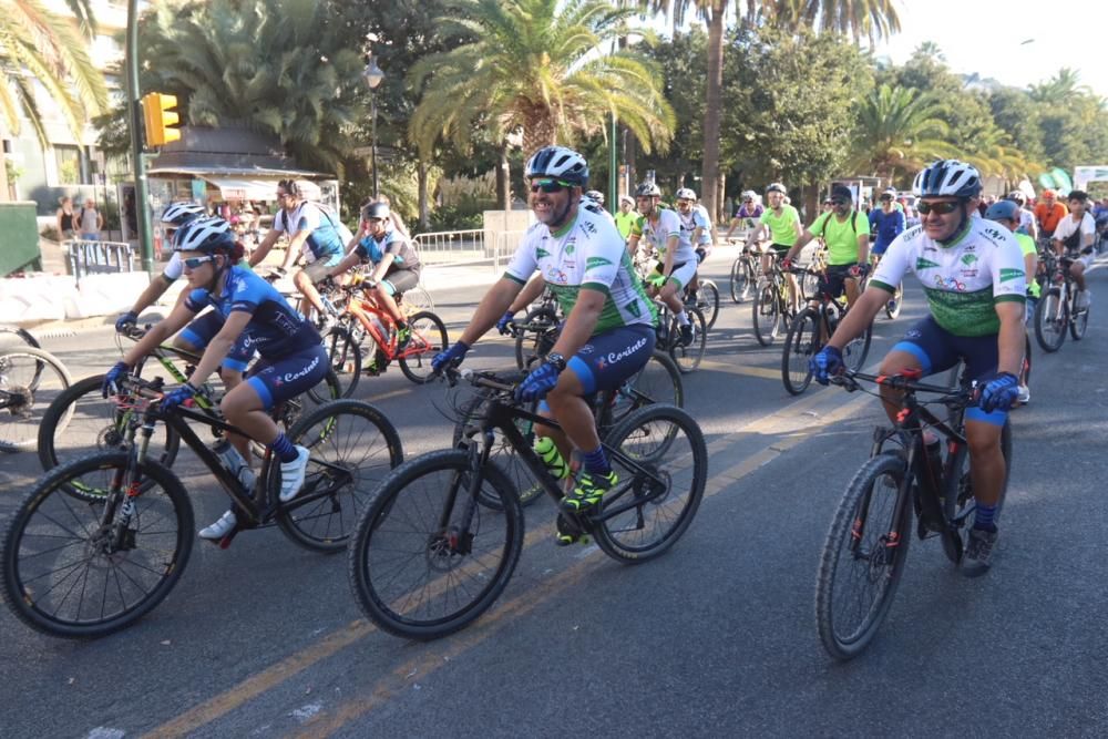 Málaga celebra el Día de la bici