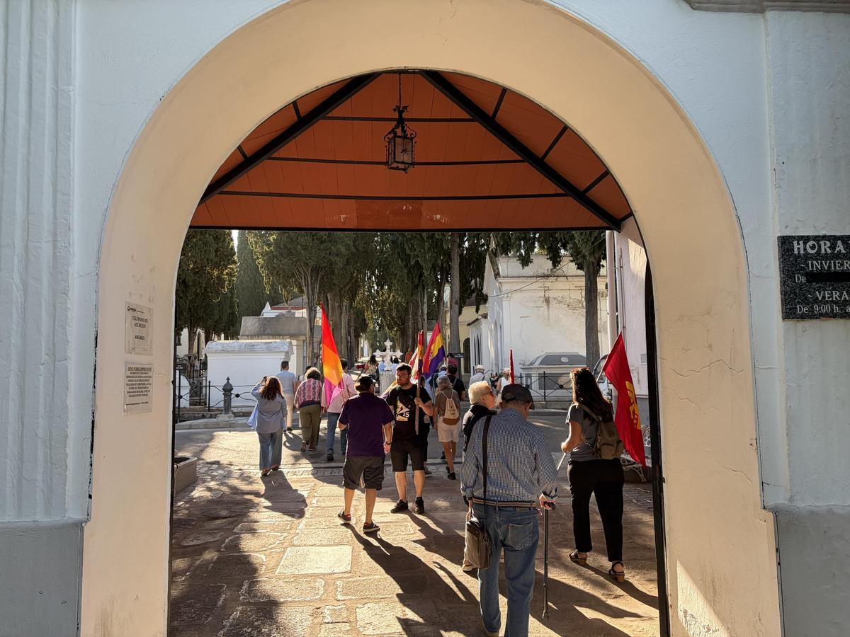 Encuentro en memoria a las víctimas franquistas en Mérida.