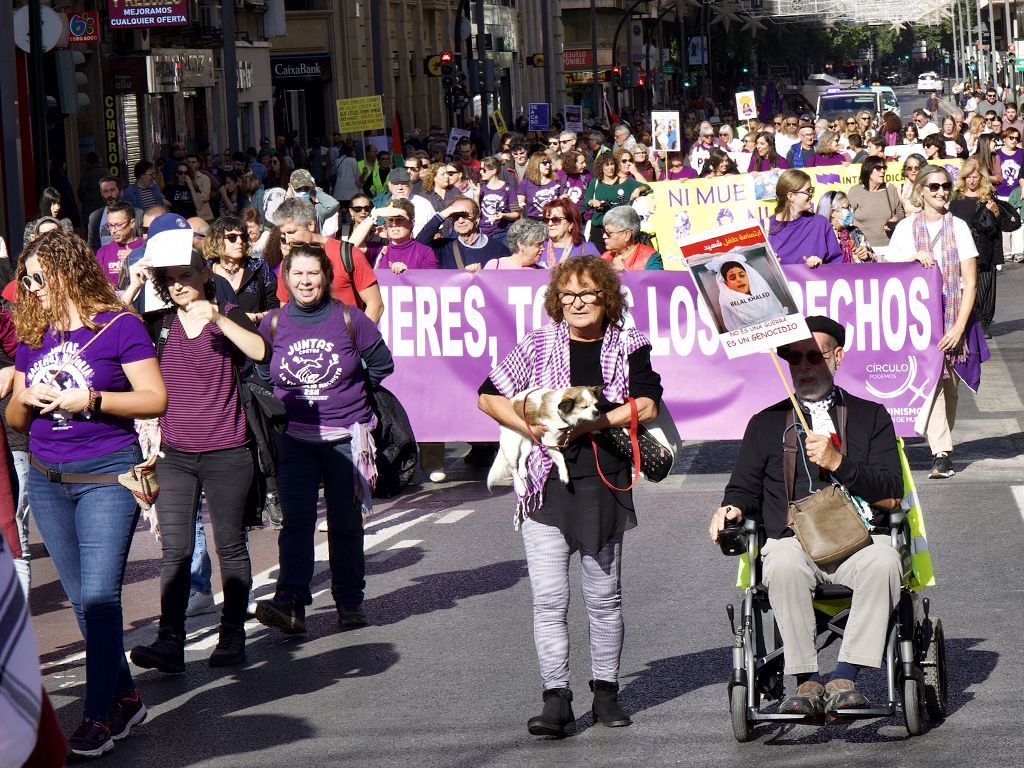 La manifestación en Murcia contra la violencia machista, en imágenes