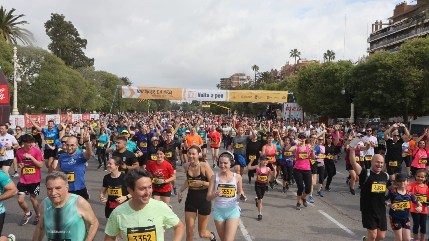 La Volta a Peu 2024 reúne a más de 7.000 corredores en su 100 cumpleaños