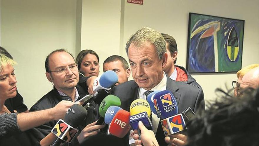 Zapatero apela a la «responsabilidad» para apoyar la candidatura de Díaz