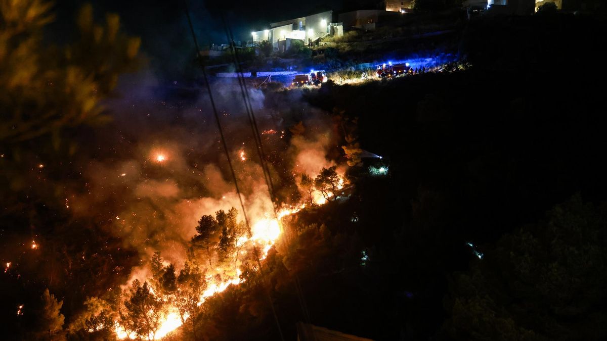 Marsella, la segunda ciudad de Francia, asediada por un violento incendio forestal