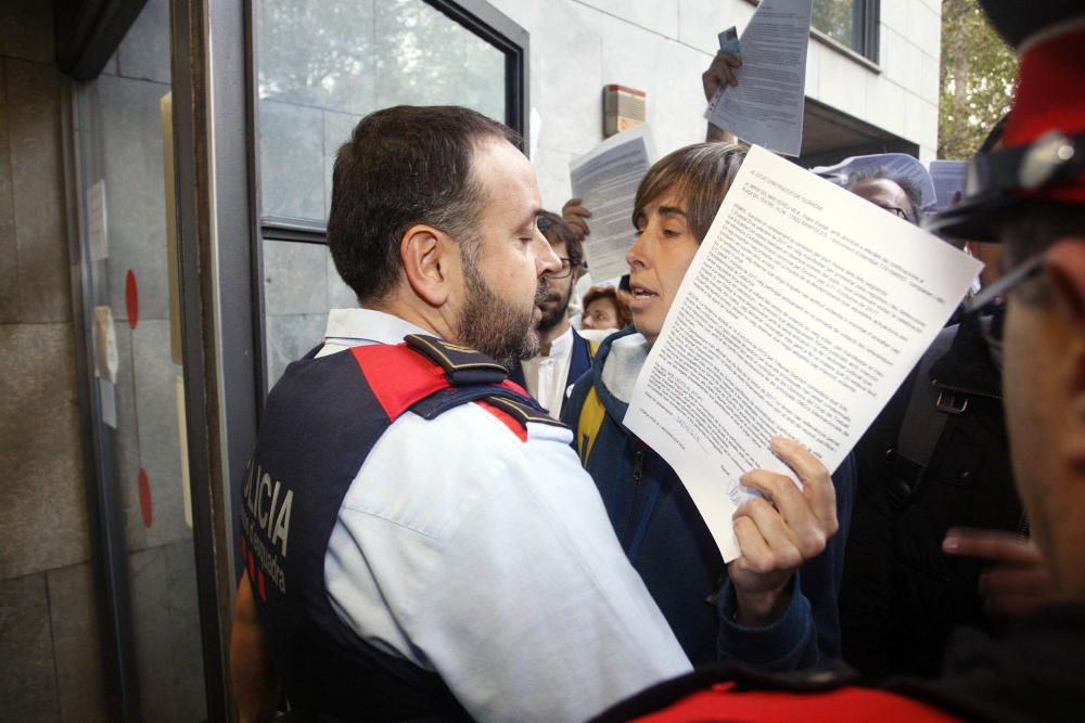 Tensió als jutjats de Girona quan més de 100 persones s'han volgut «autoinculpar»