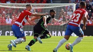zentauroepp50609917 graf7784  granada  27 10 2019   el jugador franc s del grana191027155803