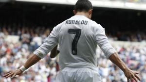 Cristiano Ronaldo celebra su gol contra el Eibar. 