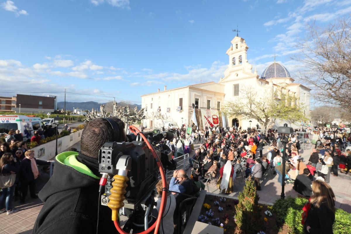 OFRENDA A LA MARE DE DÉU DEL LLEDÓ