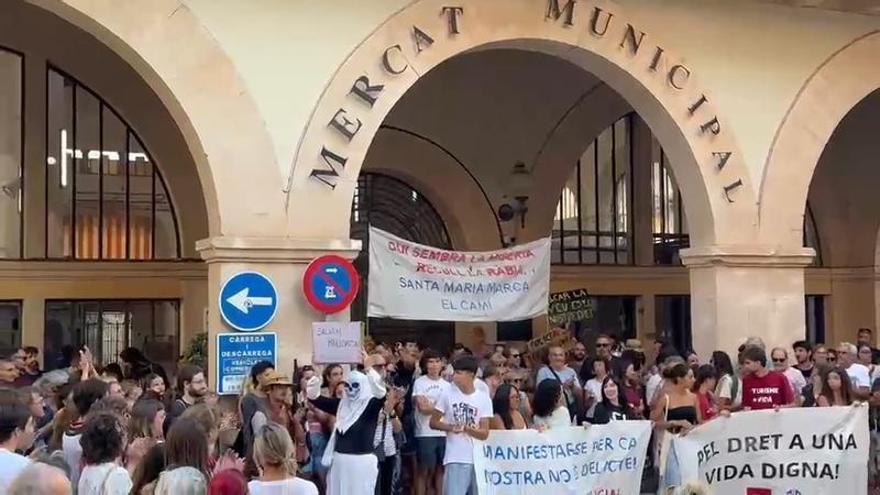 Concentración en Felanitx para denunciar las cargas policiales del 26-J