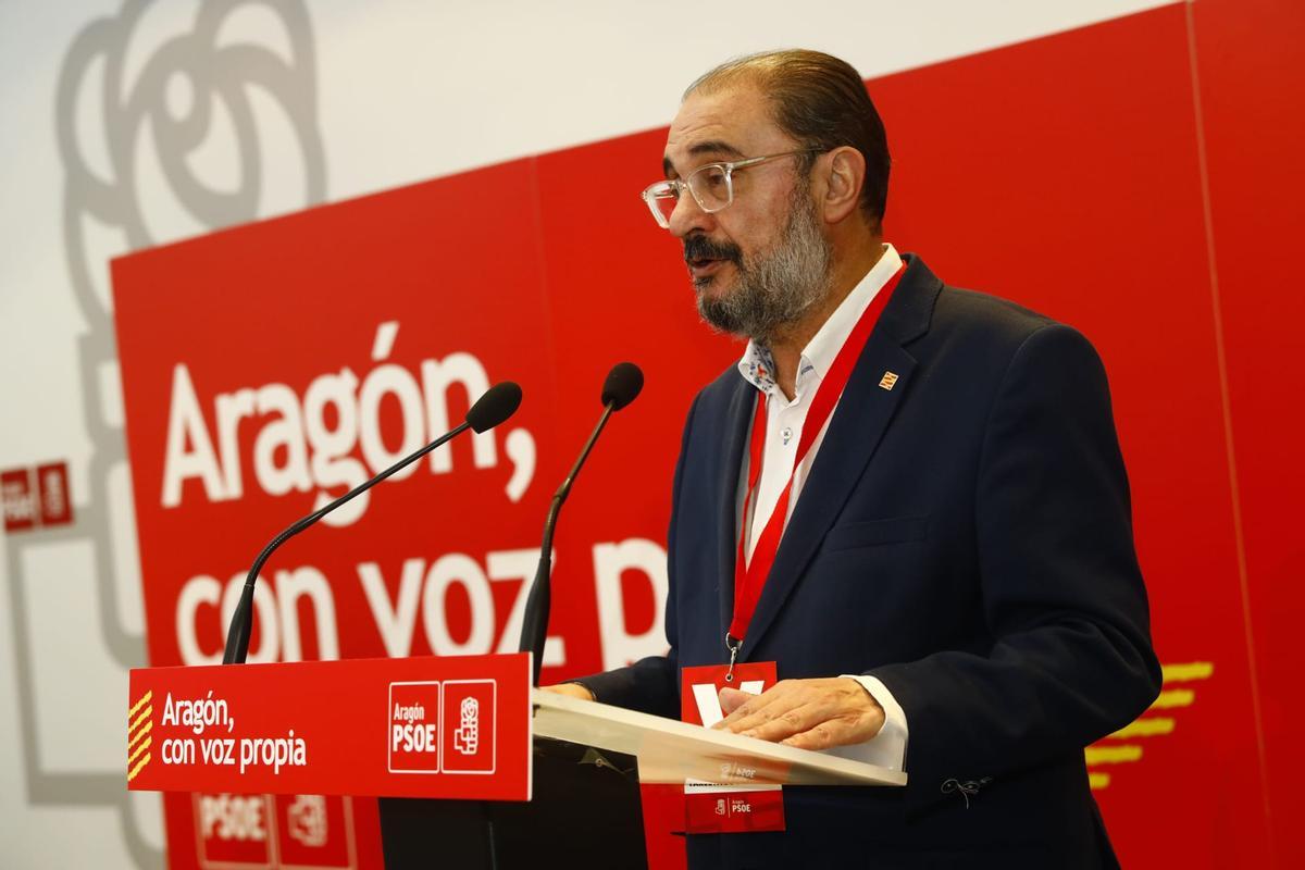 El secretario general del PSOE en Aragón, Javier Lambán, ante el Comité Regional.