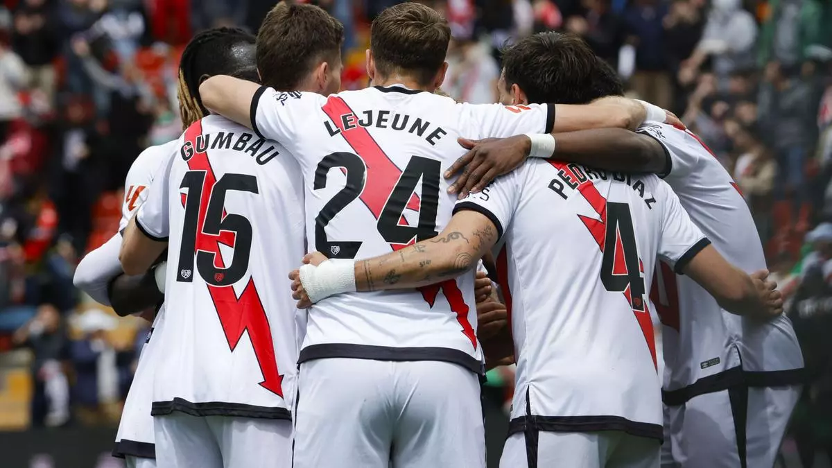El Rayo celebra una histórica clasificación europea en el año de su centenario