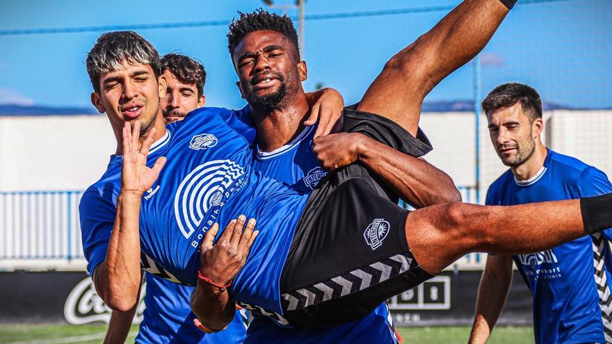 El Intercity entrará en zona de &quot;play-off&quot; si gana al Algeciras de Lolo Escobar