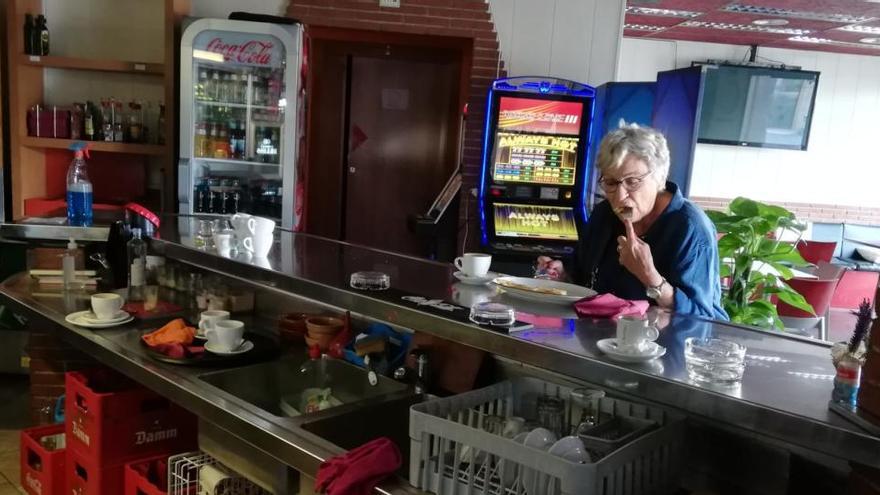 La clientela recupera les barres dels bars de Manresa en l&#039;entrada de la Catalunya Central a la fase 3