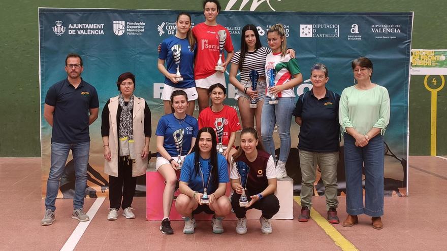 Carlos García y Víctor Herreras en masculino y Leire Barona y Carmen Toro, en femenino, campeones autonómicos de frontenis