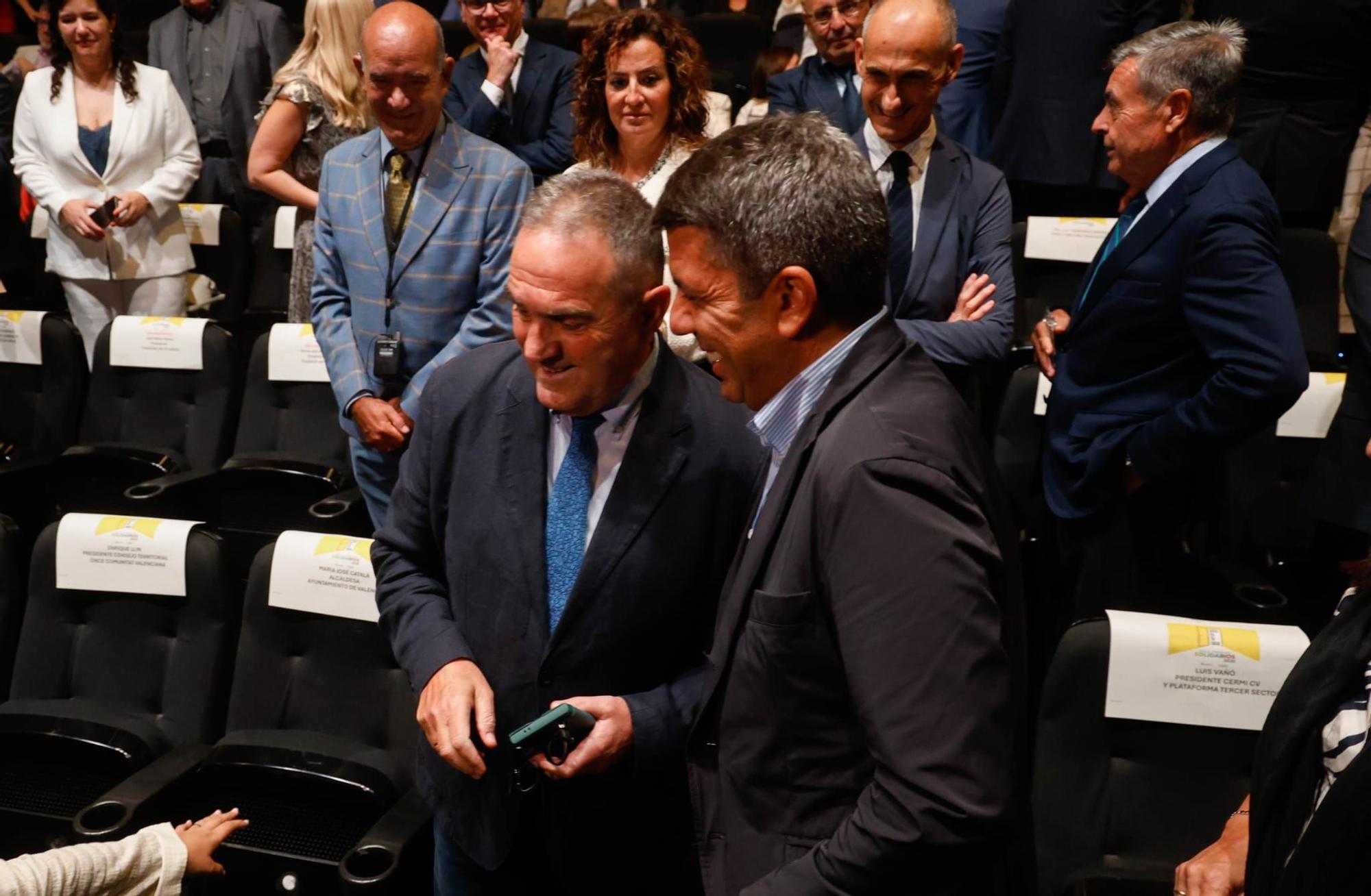 La ONCE premia a Levante-EMV por su cobertura de la dana