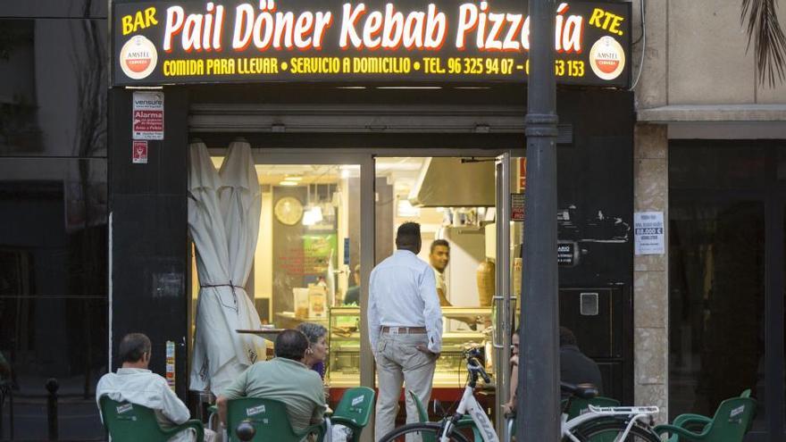 Un grupo dirigía desde Valencia una red internacional de matrimonios de conveniencia