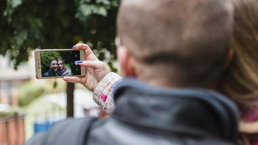 Els perills de guardar les fotos al teu dispositiu mòbil