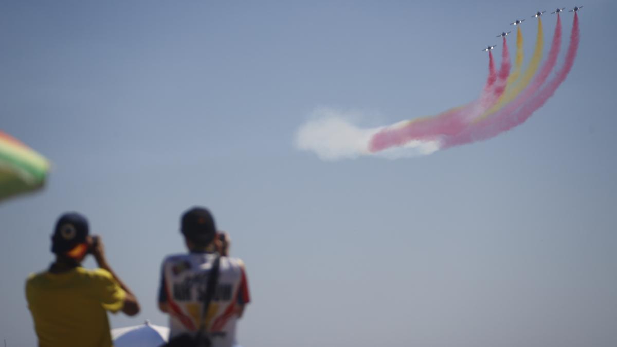 Espectáculo aéreo de la Patrulla Águila en Málaga