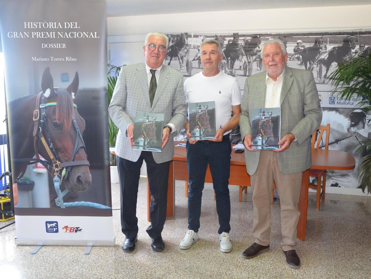 trote. Mariano Torres presentó su libro ‘Història del Gran Premi Nacional’