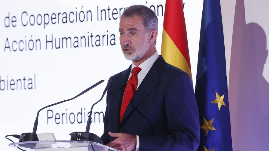 Felipe VI ensalza el &quot;buen periodismo&quot; que fomenta sociedades comprometidas.