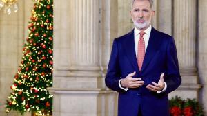 Felipe VI, durante el discurso de Nochebuena, en el Salón de Columnas, en el Palacio Real de Madrid.