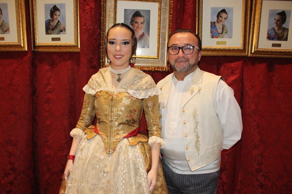 La Alfombra Roja de la Exaltación de Consuelo Llobell