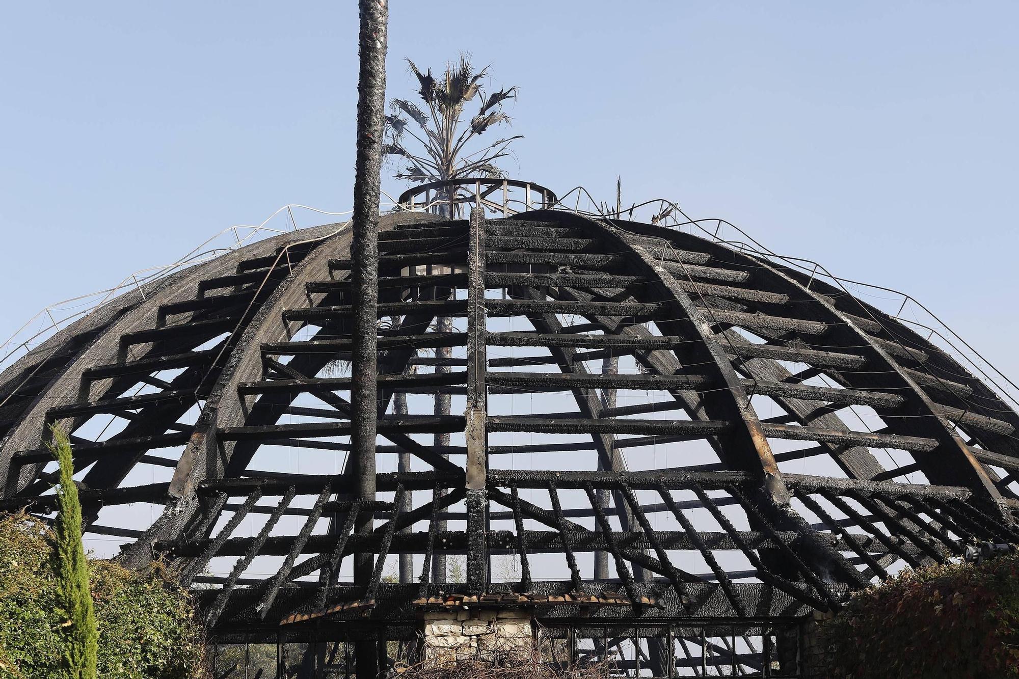 Les imatges de l'incendi al restaurant Mas Marroch dels Germans Roca a Vilablareix