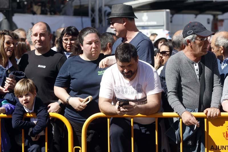 Búscate en la mascletà del 13 de marzo