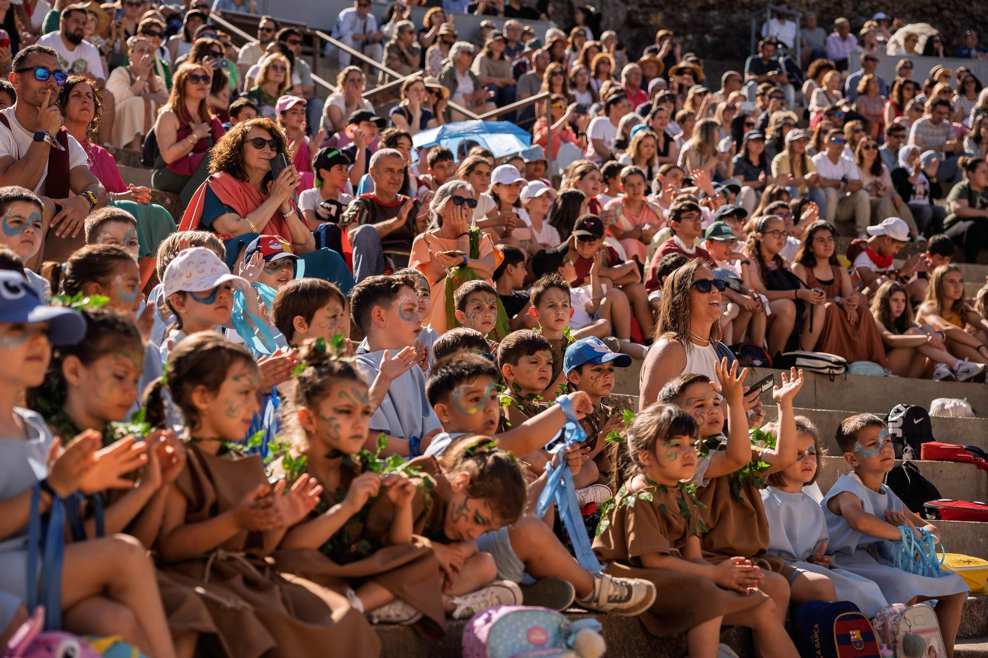 Fotogalería | Los escolares toman el Teatro Romano en Emerita Lvdica