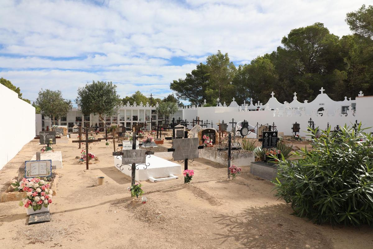 Día familiar para la memoria familiar en Formentera por Tots Sants